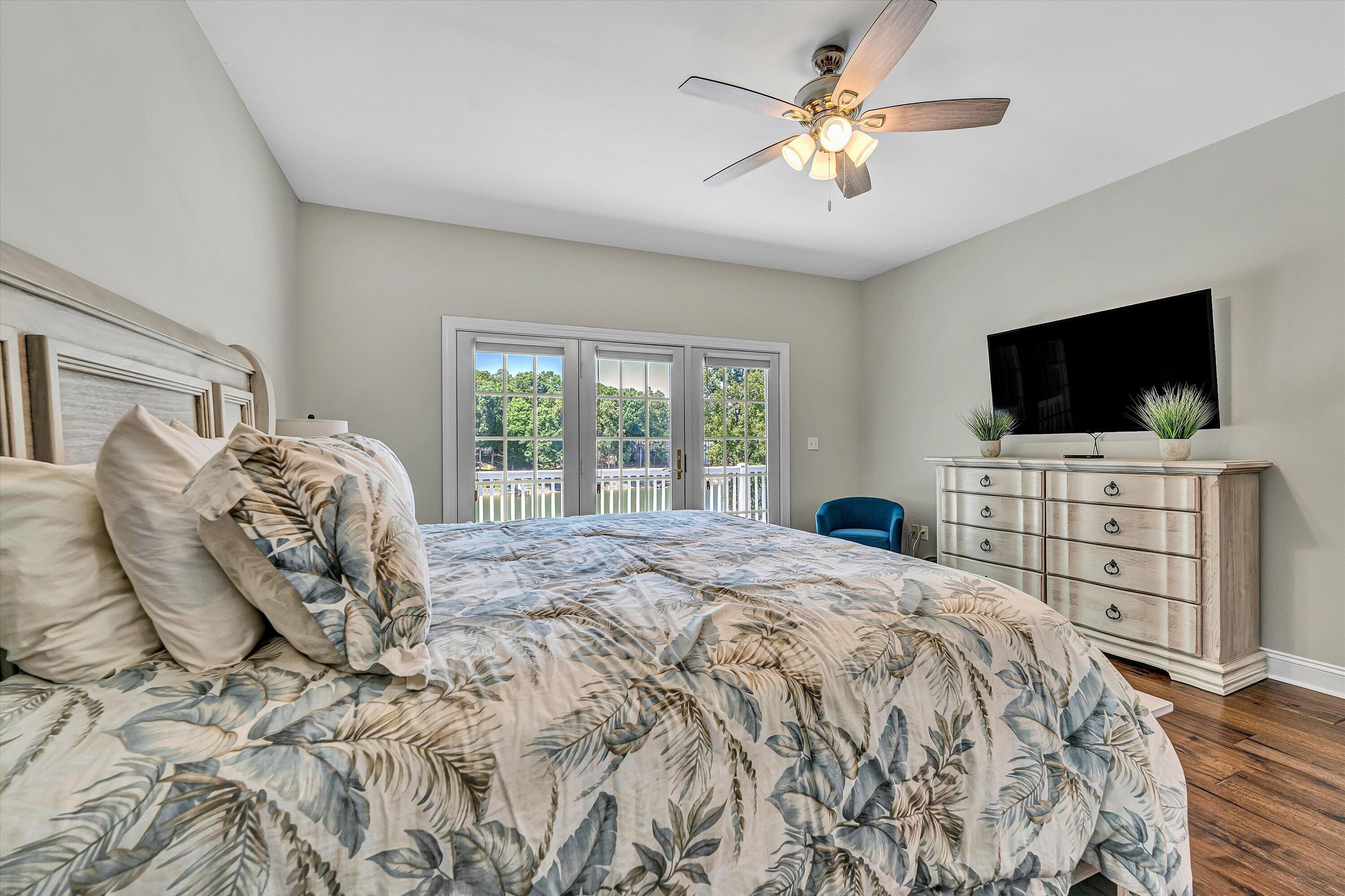 387 Channelview Drive Moneta, VA 24121 - Photo 36 of 64 36-SGP-79