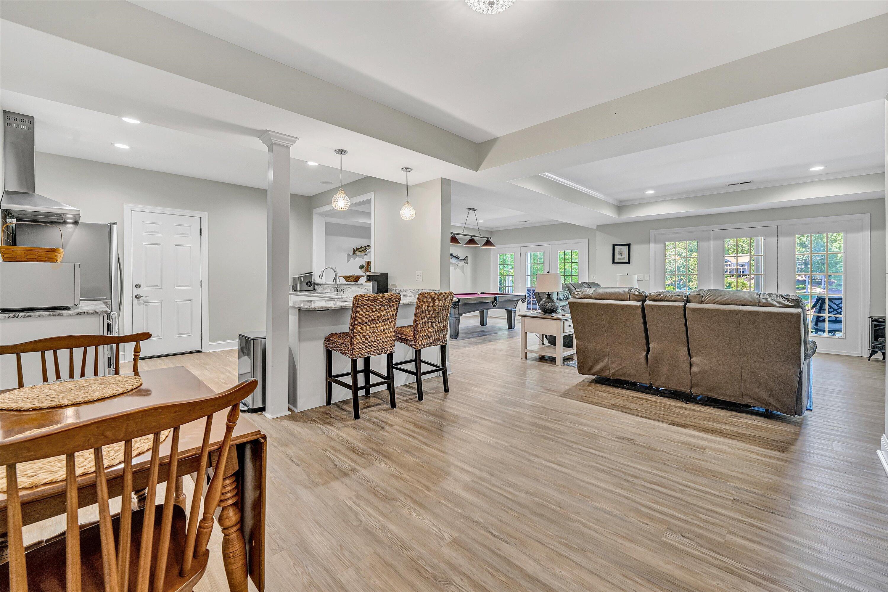 387 Channelview Drive Moneta, VA 24121 - Photo 37 of 64 37-SGP-85