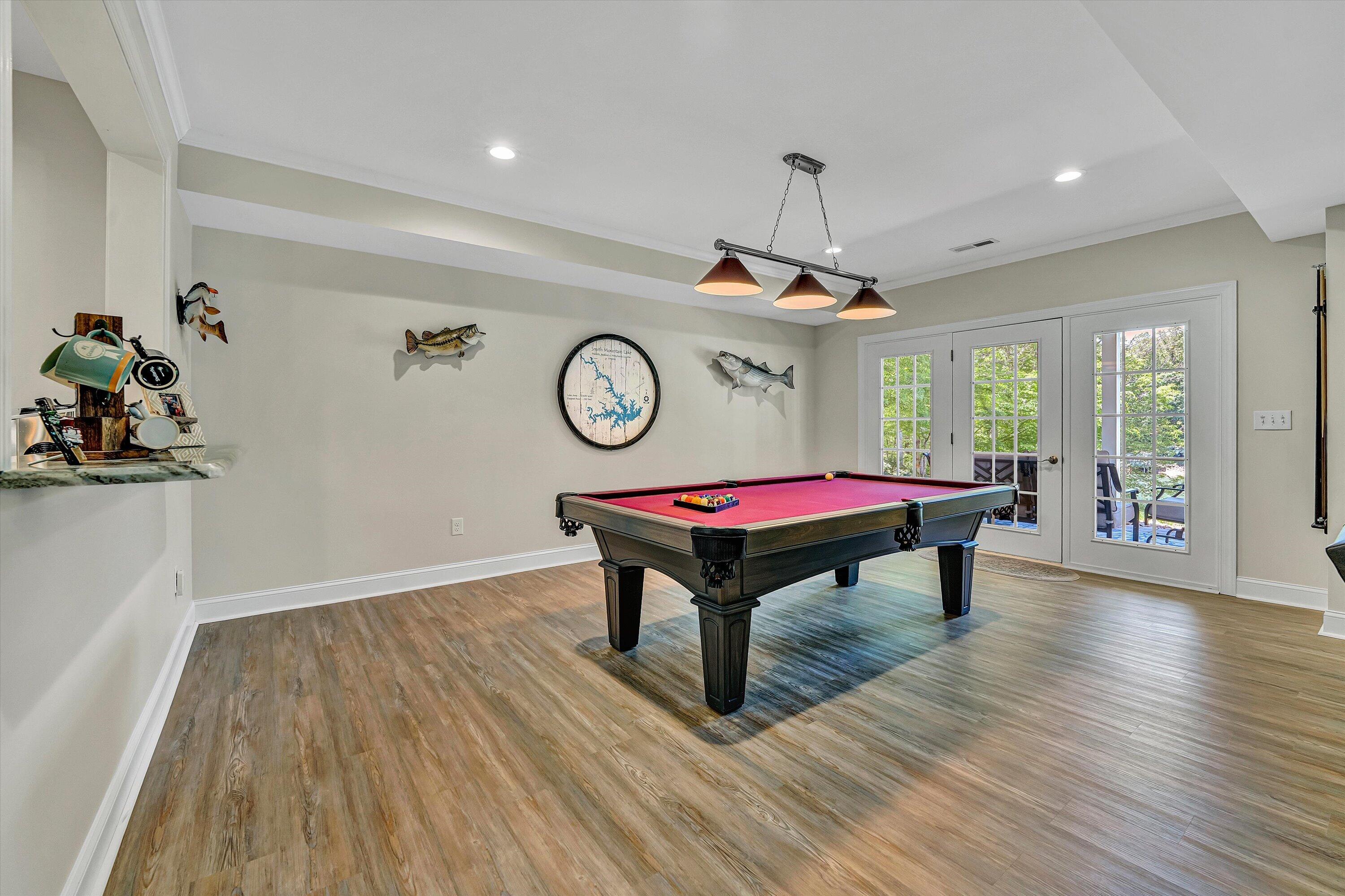 387 Channelview Drive Moneta, VA 24121 - Photo 41 of 64 41-SGP-97