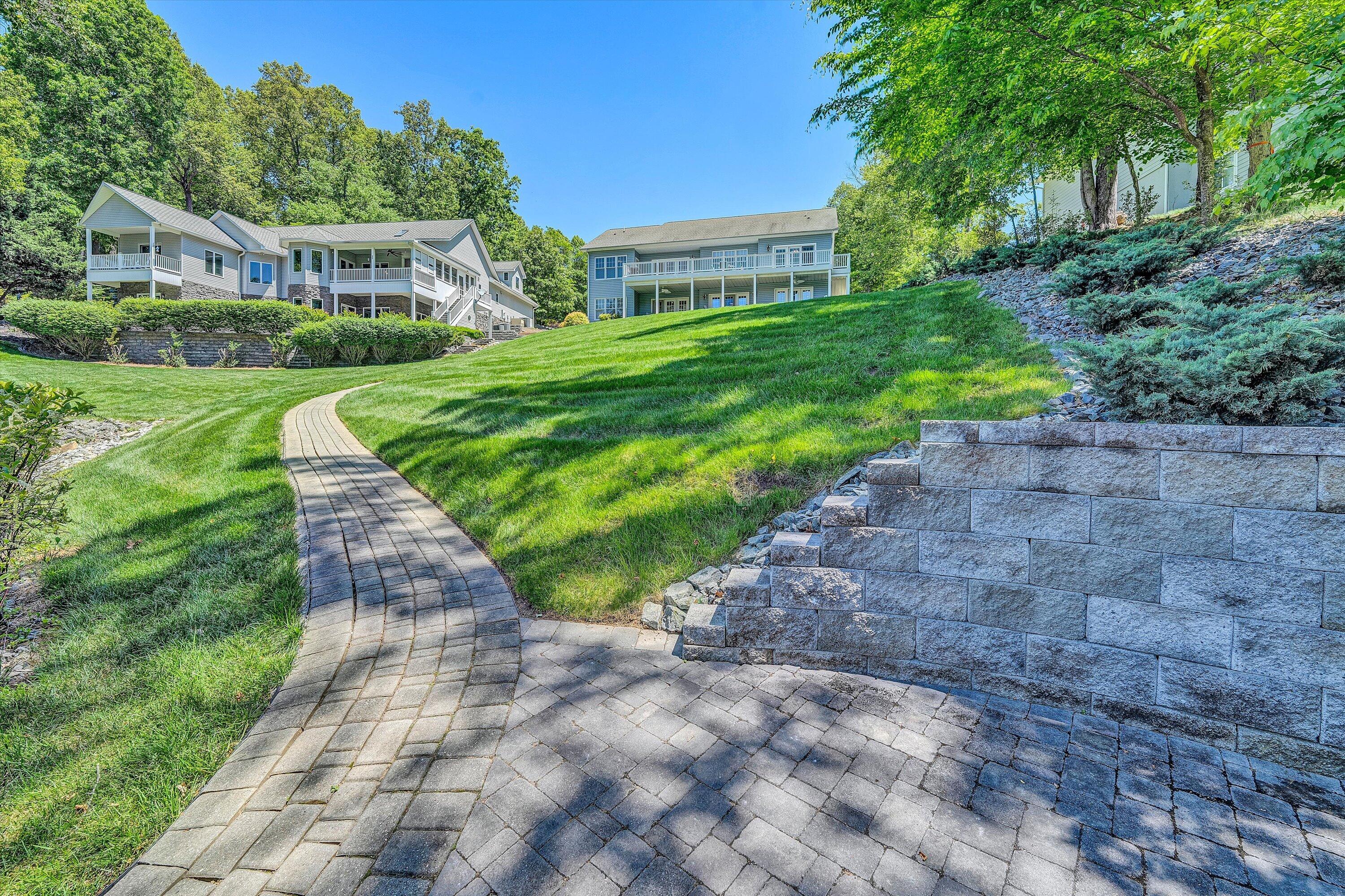 387 Channelview Drive Moneta, VA 24121 - Photo 59 of 64 59-SGP-154