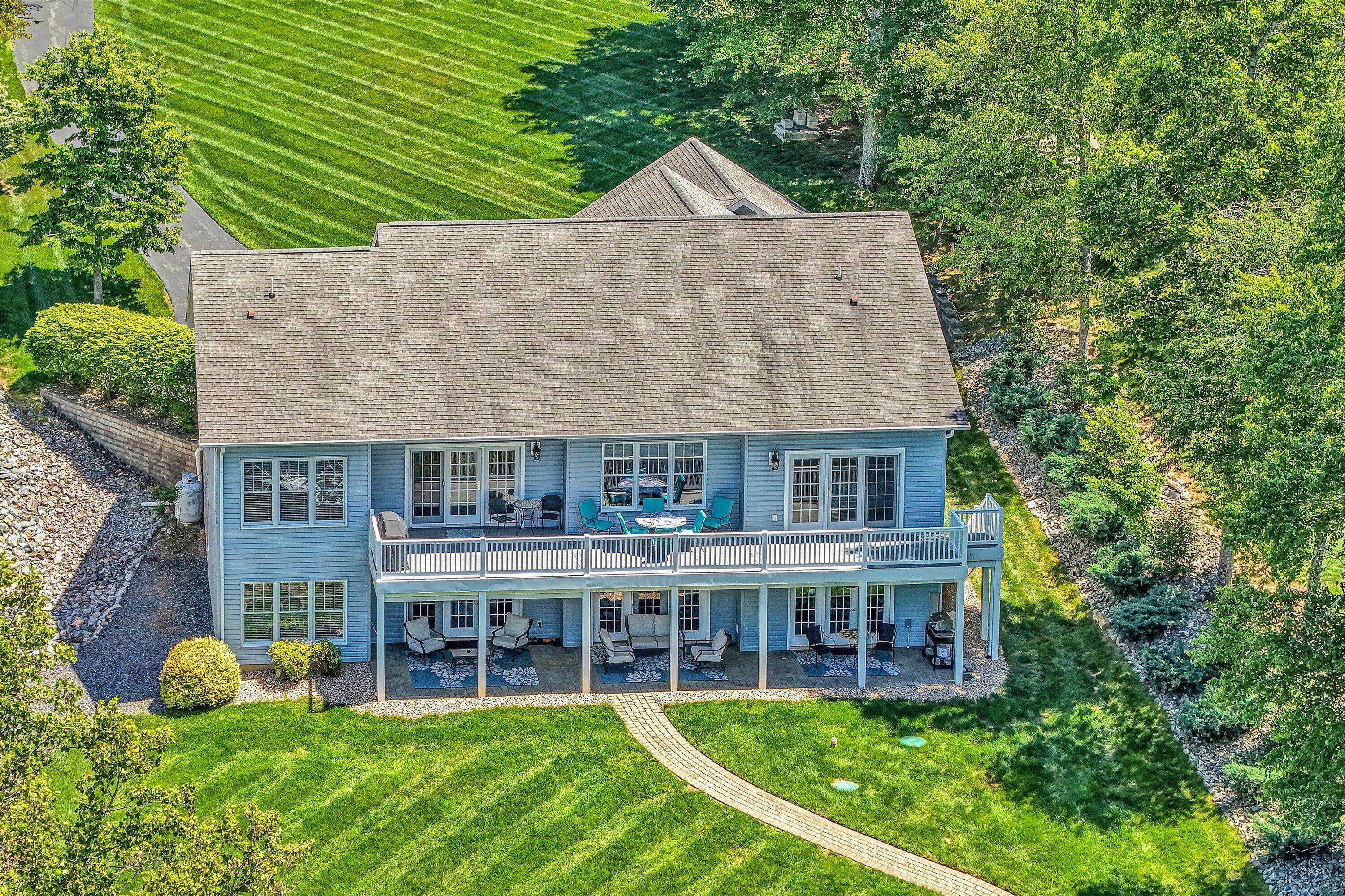 387 Channelview Drive Moneta, VA 24121 - Photo 6 of 64 06-SGP-187