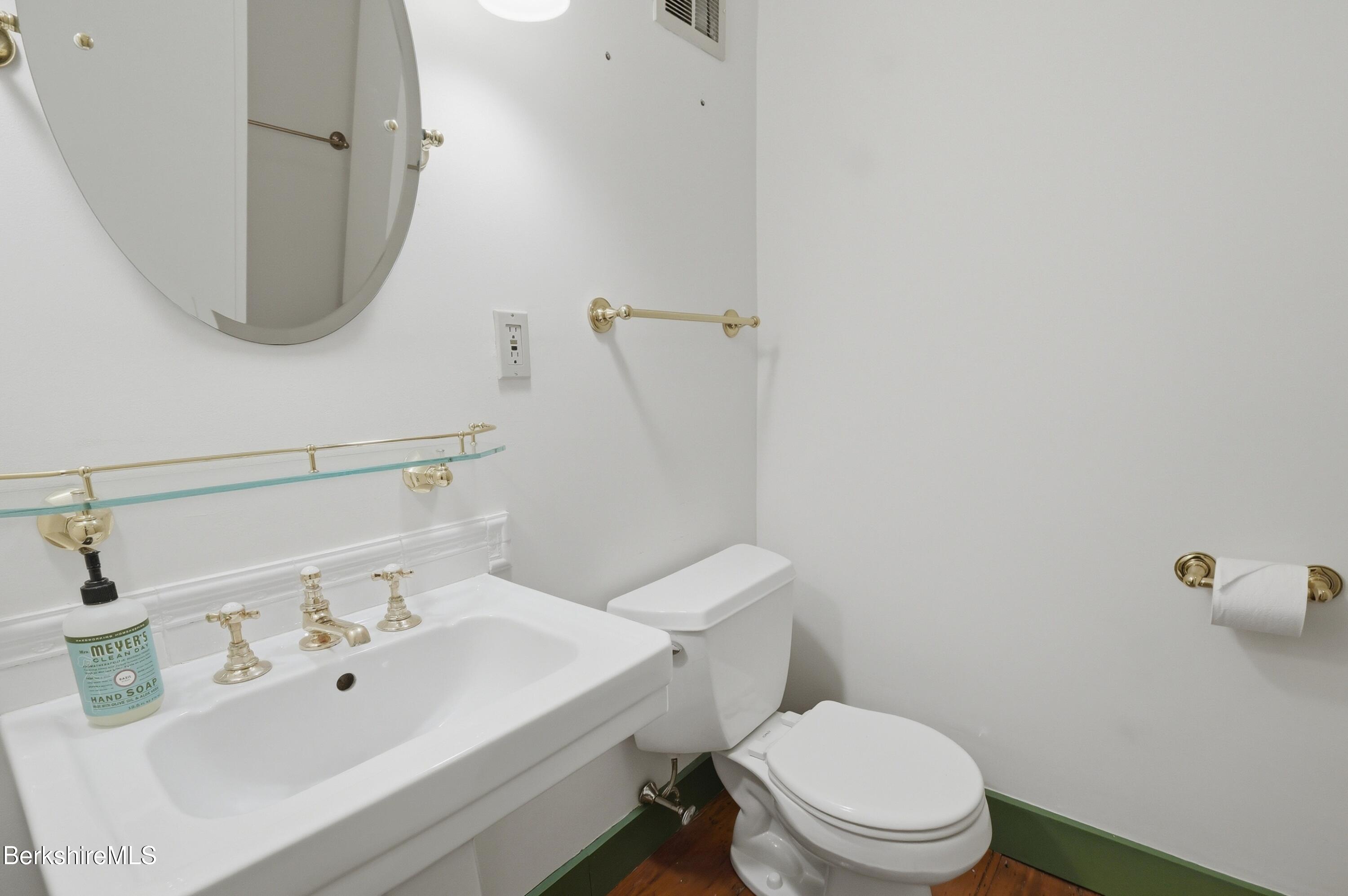 4 Stockbridge Road West Stockbridge, MA 01266 - Photo 60 of 103 bathREshoot_003