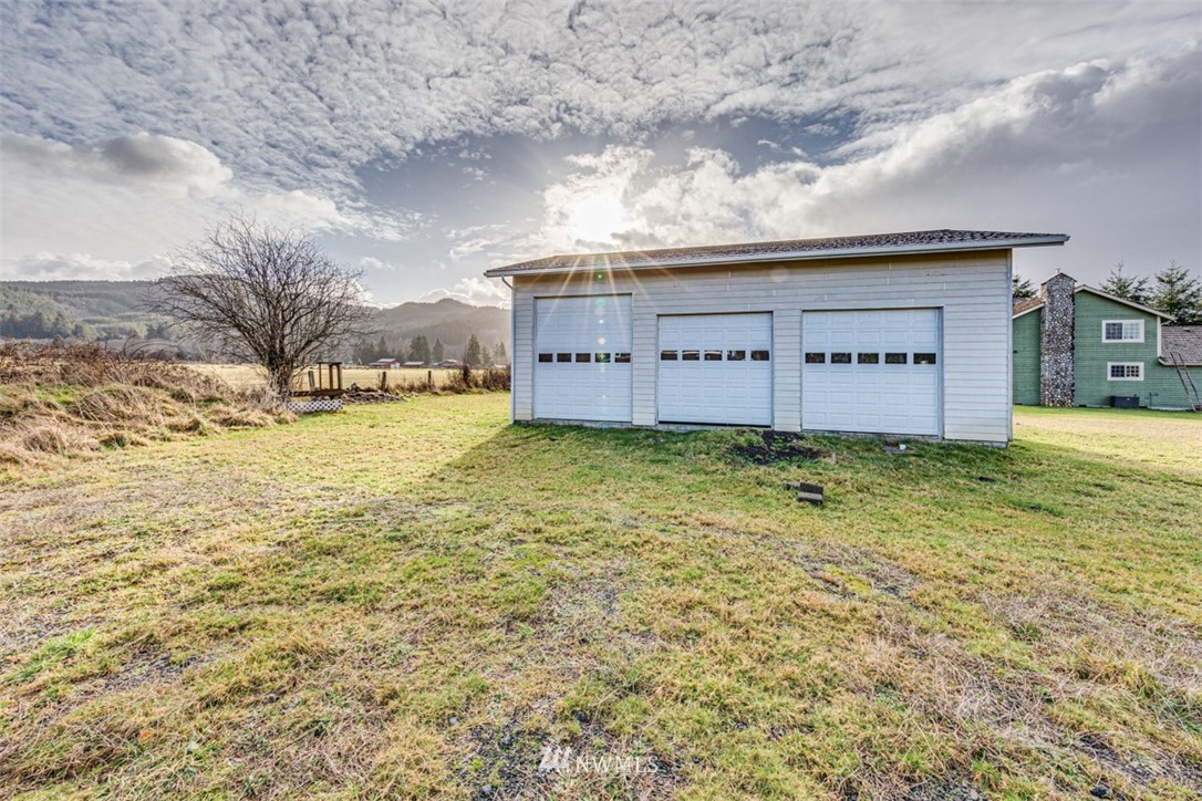 291 Merchants Road Forks, WA 98331 - Photo 8 of 22 Gallery Image 8