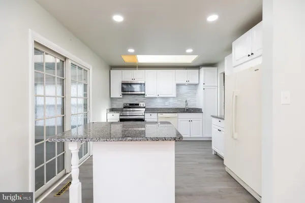 $2,600 | 12 Alwyn Road, Newark, DE 19713