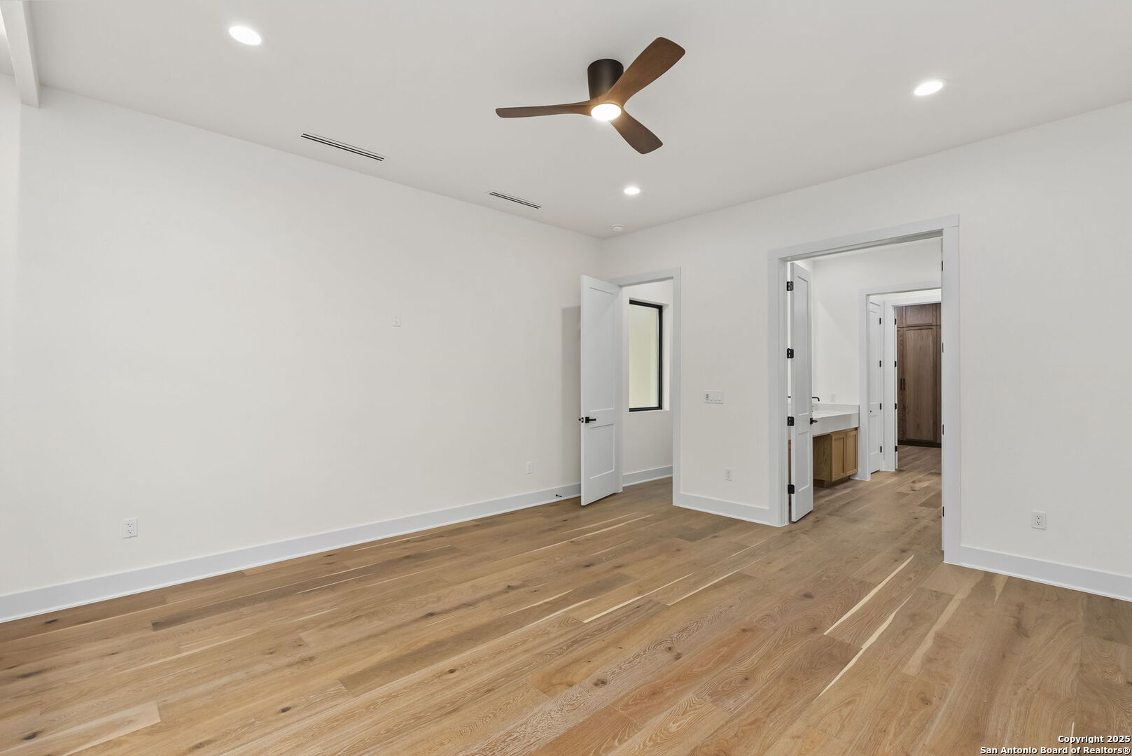 23014 Crafty Ridge San Antonio, TX 78255 - Photo 19 of 35