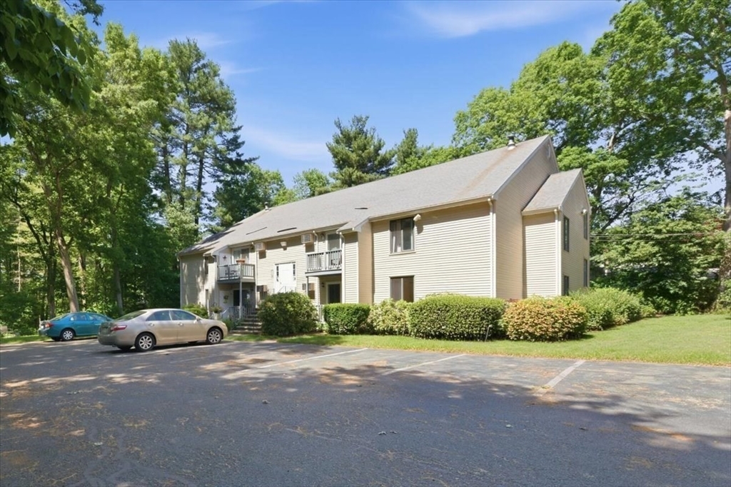 165 R Chestnut Street, Unit 2 Foxboro, MA 02035 - Photo 37 of 41