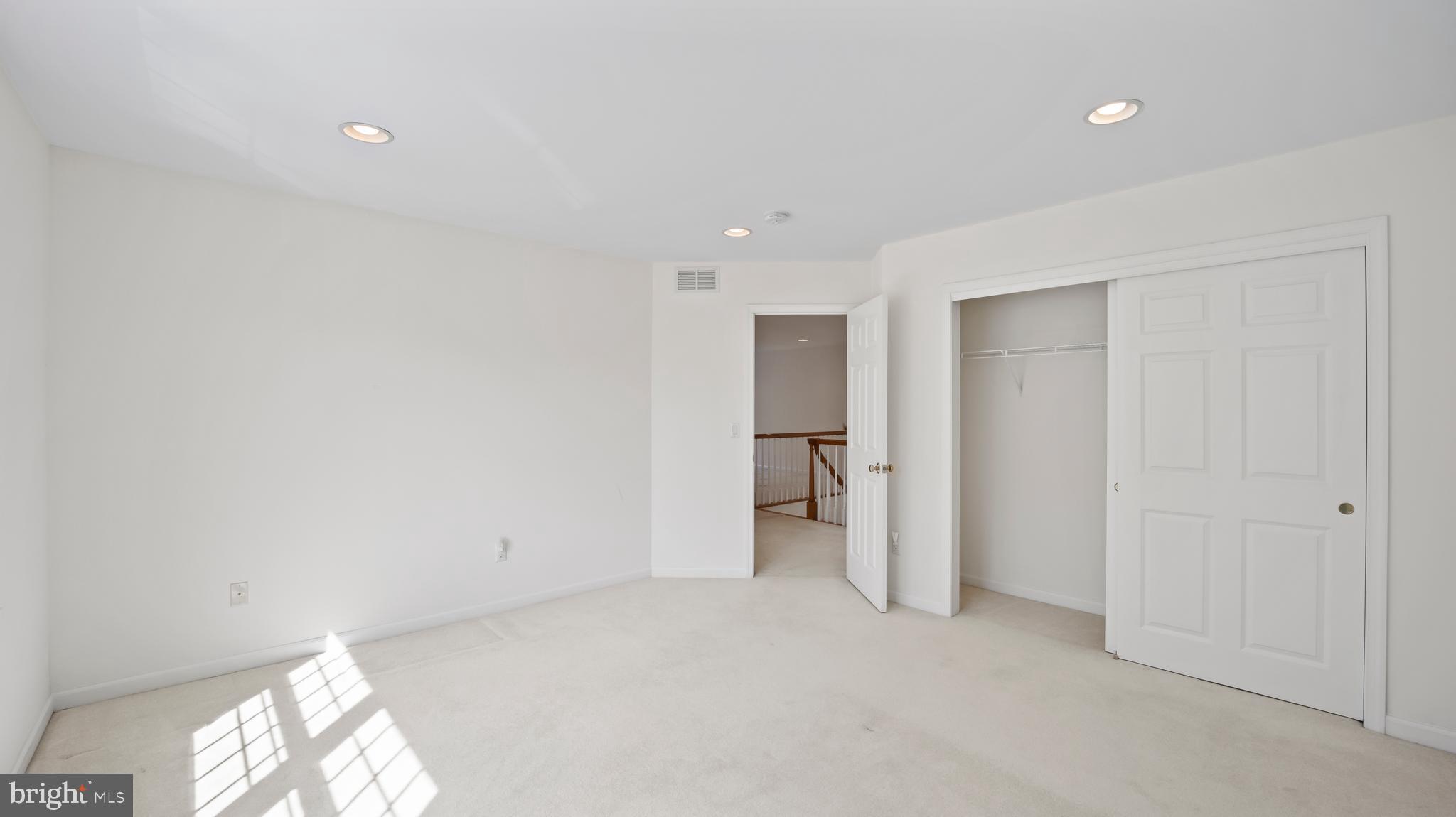 8 Bethpage Drive Skillman, NJ 08558 - Photo 28 of 36