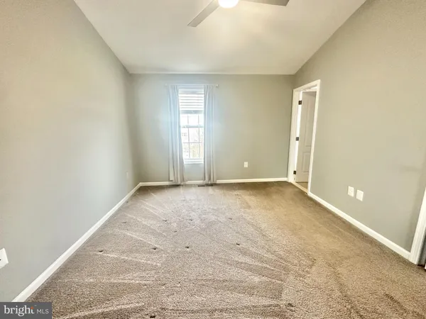 $2,899 | 43158 Whelplehill Terrace, Ashburn, VA 20148