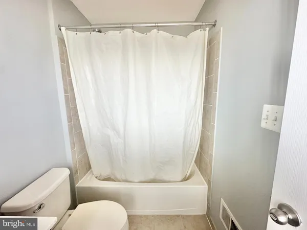 $2,899 | 43158 Whelplehill Terrace, Ashburn, VA 20148