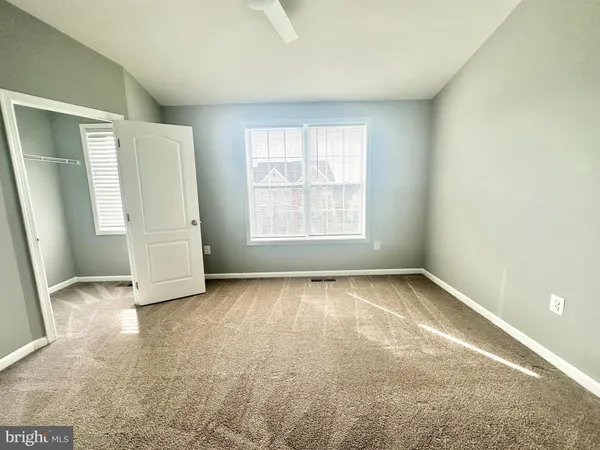 $2,899 | 43158 Whelplehill Terrace, Ashburn, VA 20148