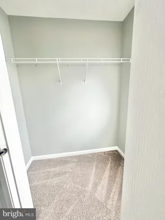 $2,899 | 43158 Whelplehill Terrace, Ashburn, VA 20148