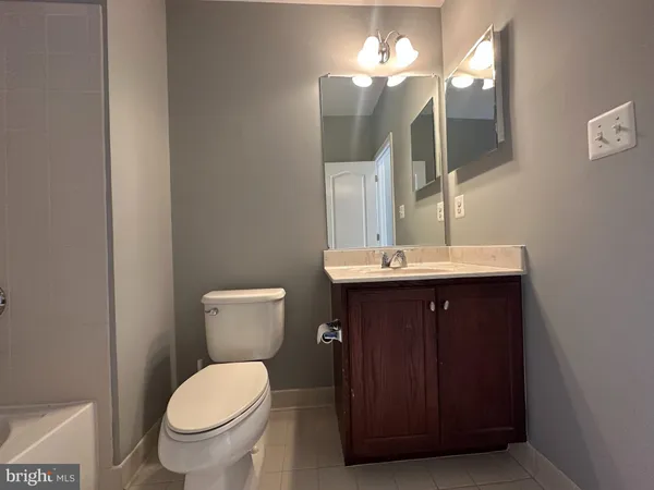 $2,899 | 43158 Whelplehill Terrace, Ashburn, VA 20148