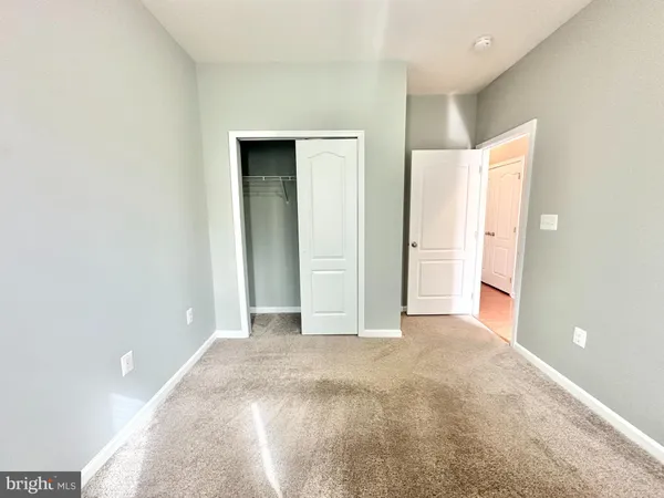 $2,899 | 43158 Whelplehill Terrace, Ashburn, VA 20148