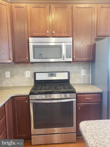 $2,899 | 43158 Whelplehill Terrace, Ashburn, VA 20148