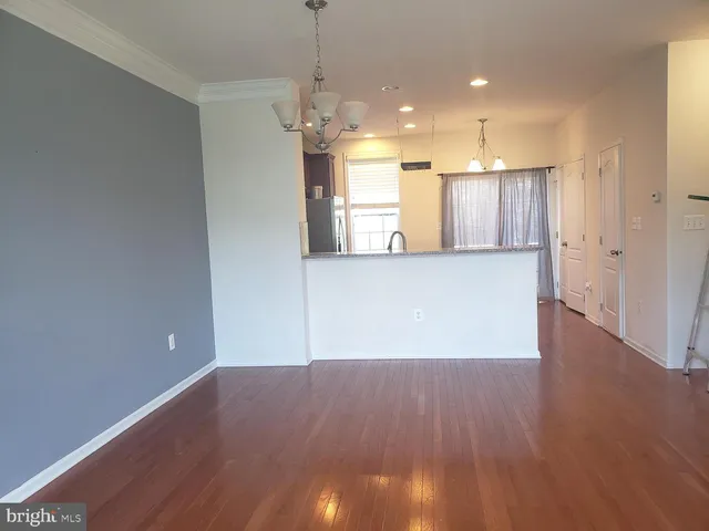 $2,899 | 43158 Whelplehill Terrace, Ashburn, VA 20148