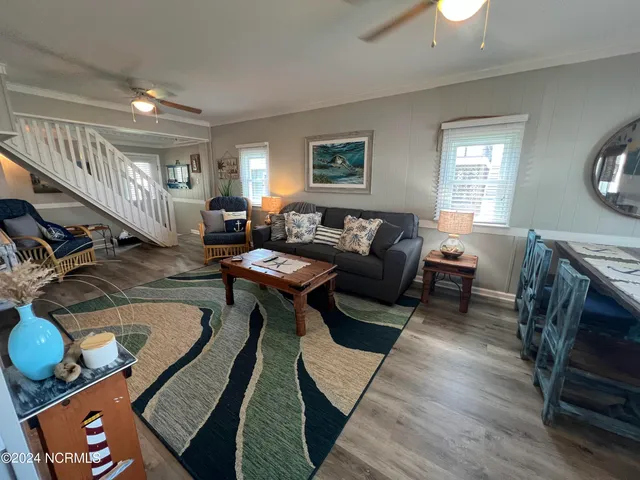 $2,800 | 6018 6th Street, Surf City, NC 28445