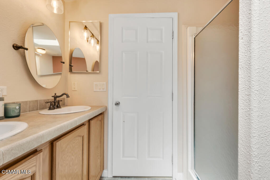 1550 Rory Lane, Unit 234 Simi Valley, CA 93063 - Photo 19 of 45 1550 Rory Lane #234 BATHROOM (1)