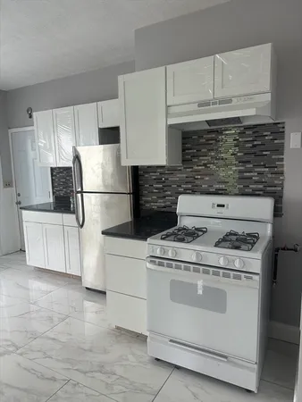 $3,700 | 19 Dewey Street, Unit 3, Boston, MA 02125