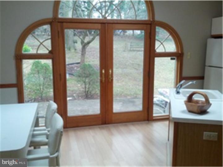 109 Brookside Road Newtown Square, PA 19073 - Photo 5 of 10