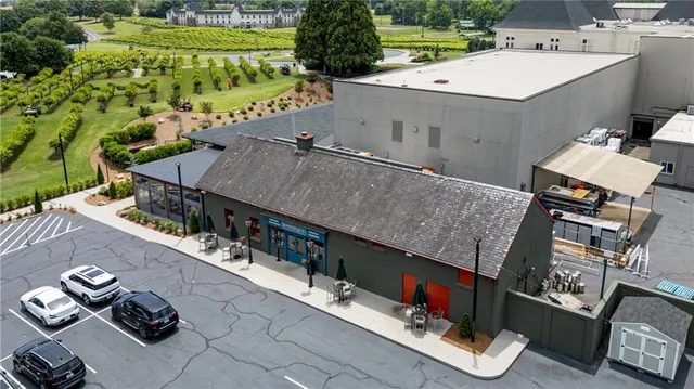 $675,000 | 2415 Red Wine Oak Drive, Braselton, GA 30548