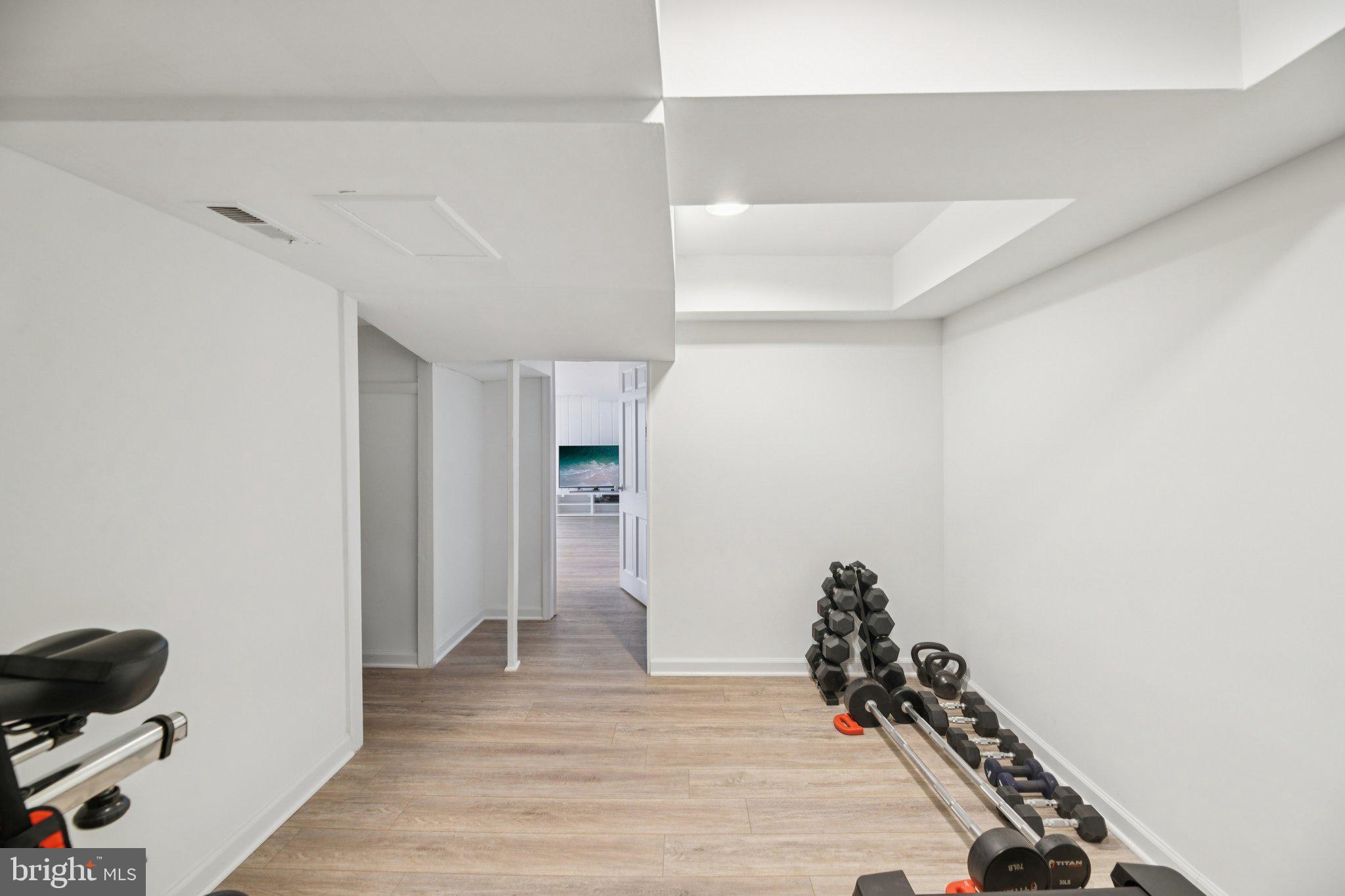 5625 Lamar Road Bethesda, MD 20816 - Photo 48 of 58 Exercise room