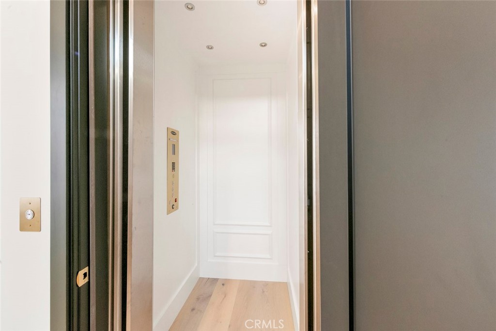 521 12th Street Huntington Beach, CA 92648 - Photo 15 of 33