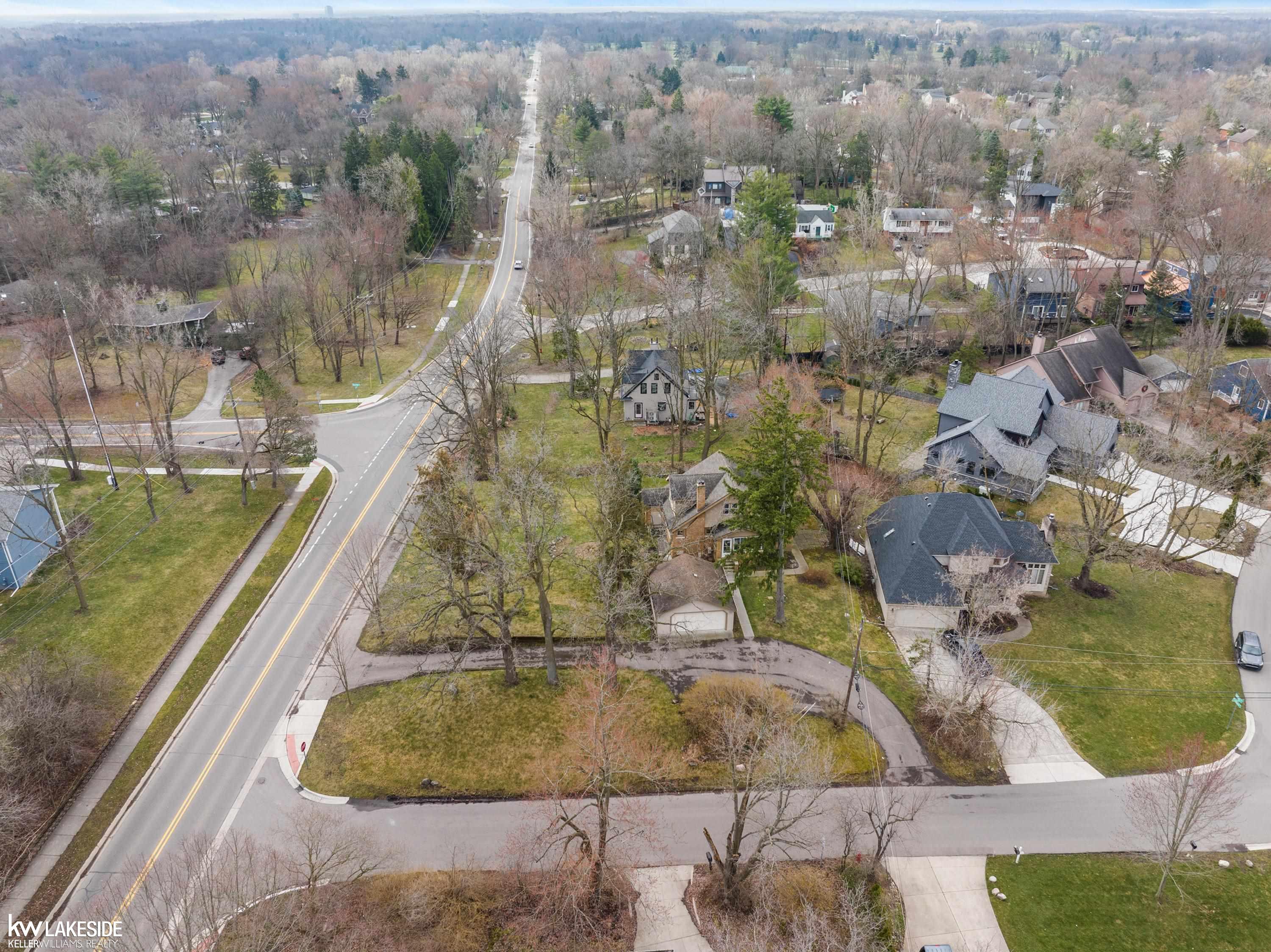 5520 Inkster Road West Bloomfield, MI 48323 - Photo 22 of 69
