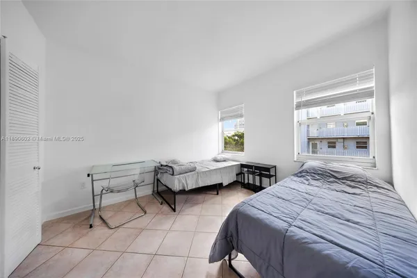 $295,000 | 1255 Pennsylvania Avenue, Unit 307, Miami Beach, FL 33139