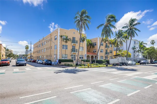$295,000 | 1255 Pennsylvania Avenue, Unit 307, Miami Beach, FL 33139