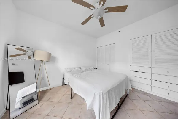 $295,000 | 1255 Pennsylvania Avenue, Unit 307, Miami Beach, FL 33139