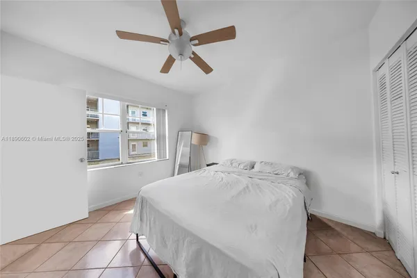 $295,000 | 1255 Pennsylvania Avenue, Unit 307, Miami Beach, FL 33139