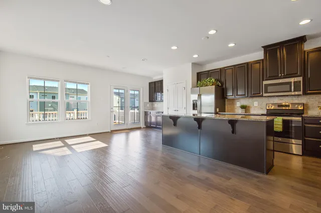 $3,150 | 10786 Hinton Way, Manassas, VA 20112