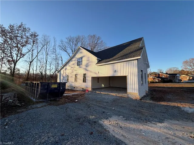 $535,000 | 366 Lenalan Drive, Lexington, NC 27295