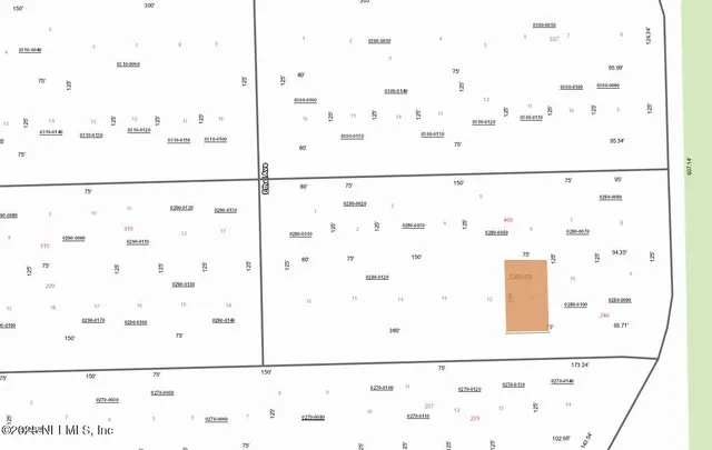 a close up of a shower