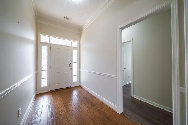 a picture of a bench in room