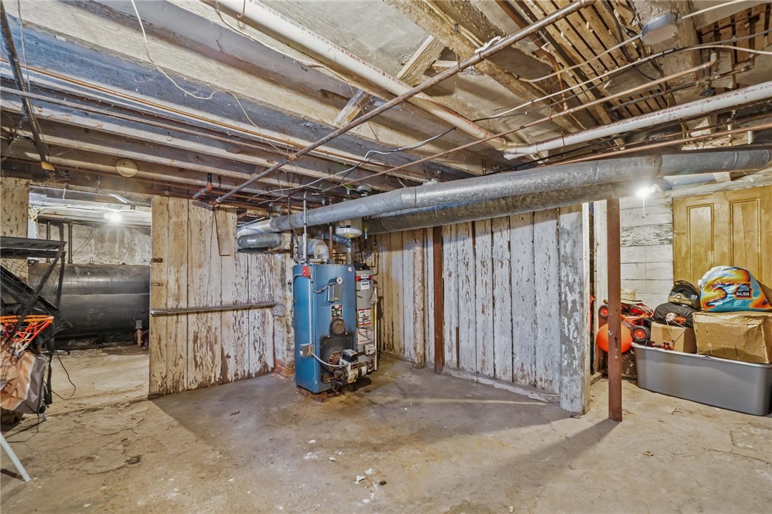 35 Laurel Street Pawtucket, RI 02860 - Photo 24 of 28