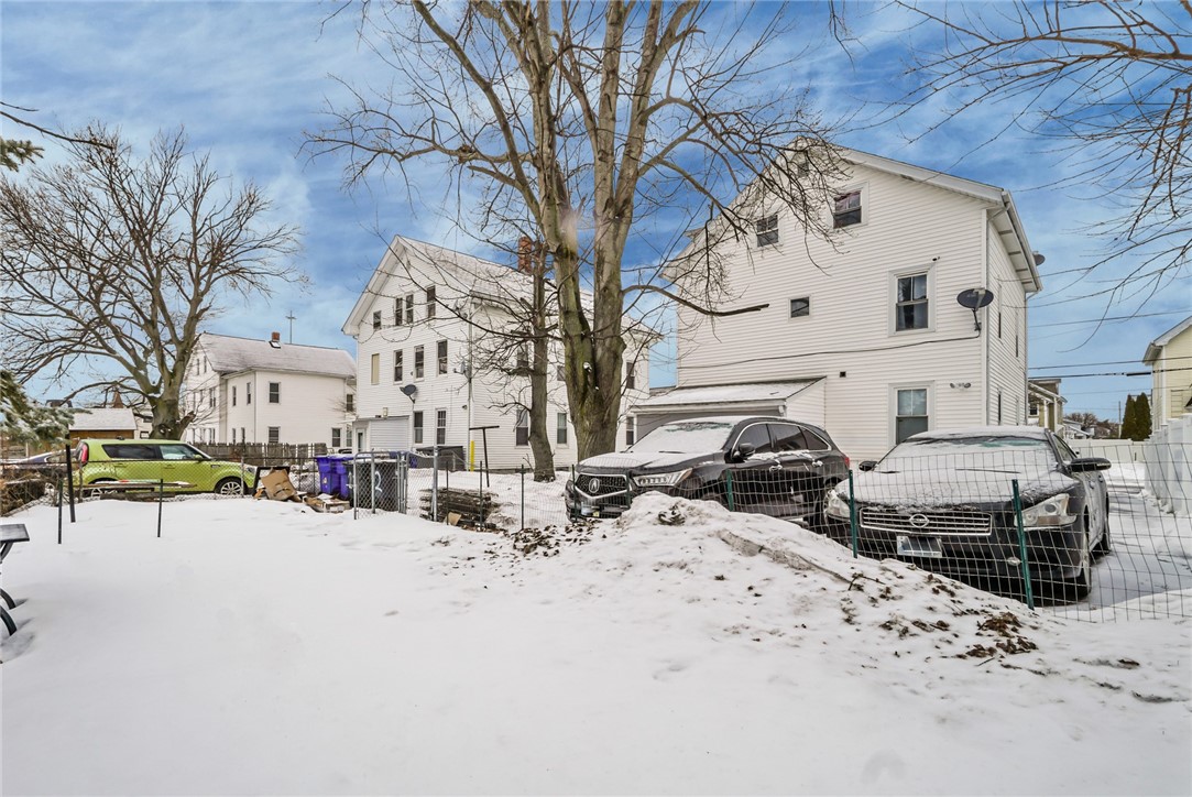 35 Laurel Street Pawtucket, RI 02860 - Photo 27 of 28
