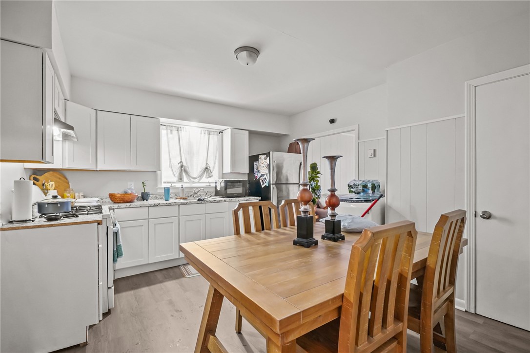 35 Laurel Street Pawtucket, RI 02860 - Photo 6 of 28