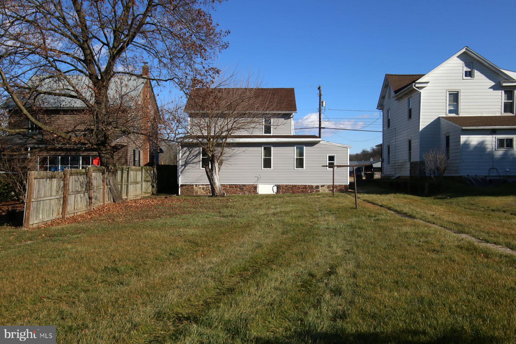 1074 Bellaire Road Elizabethtown, PA 17022 - Photo 7 of 33 Gallery Image 7