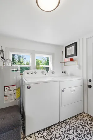 $1,800 | 2100 Jones Avenue, Nashville, TN 37207