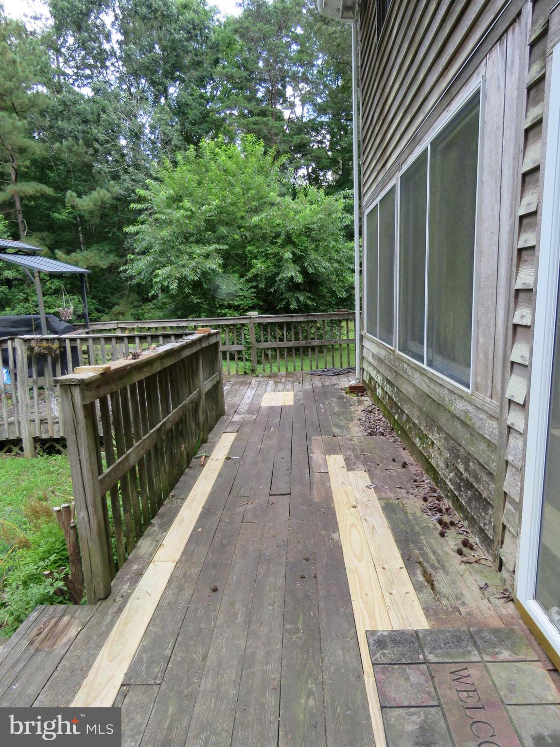 16973 Shiloh Church Road Georgetown, DE 19947 - Photo 3 of 28 REAR DECK