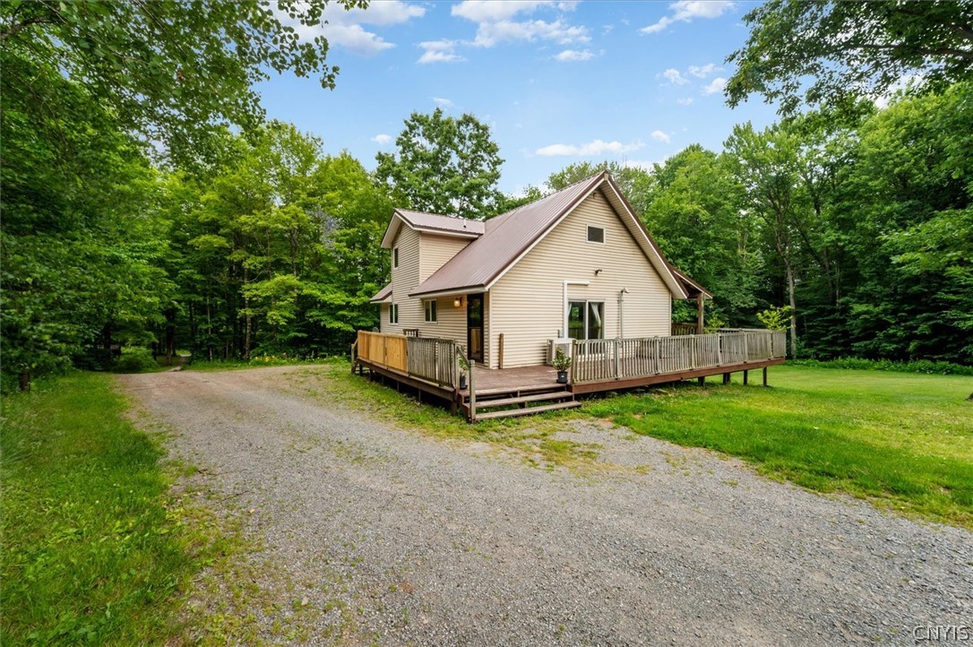 8390 Halstead Road Vienna, NY 13308 - Photo 3 of 50