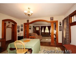 2309 Yale Boulevard Springfield, IL 62703 - Photo 9 of 18