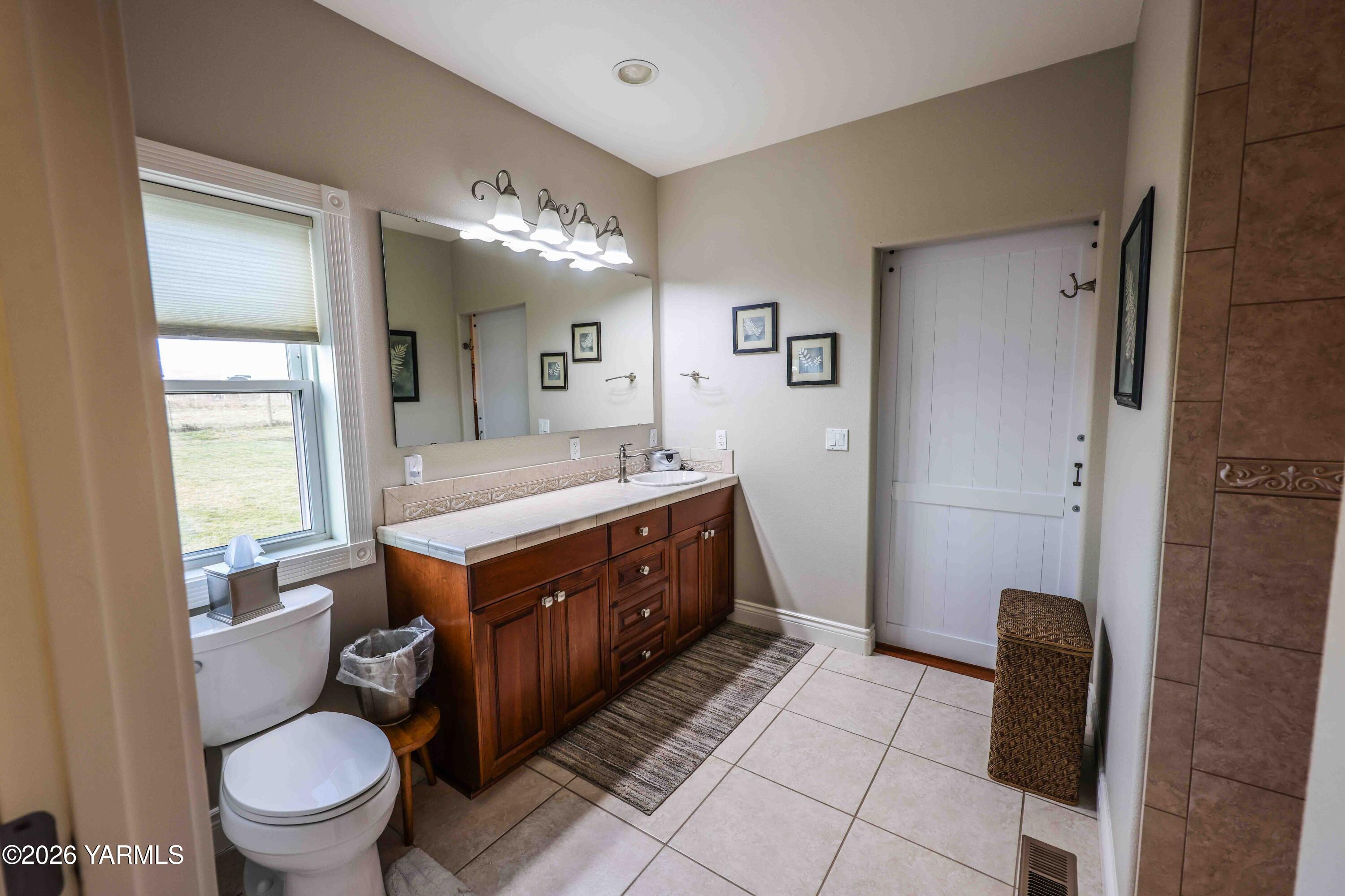 1799 North Cottonwood Road Yakima, WA 98908 - Photo 33 of 46 035D4FD5-095F-4D0D-A0FC-5196702520DA