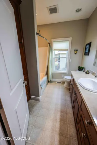 $850,000 | 1799 North Cottonwood Road, Yakima, WA 98908