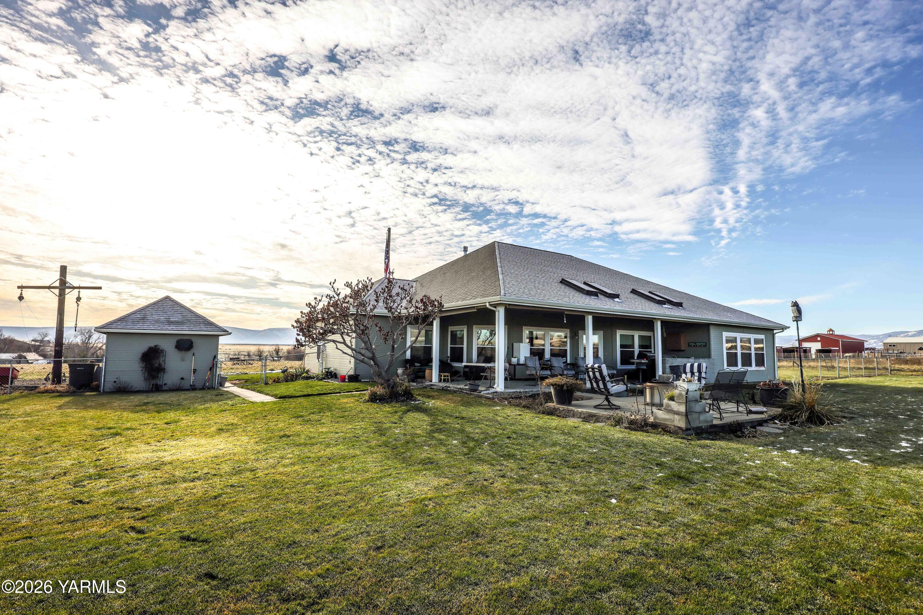 1799 North Cottonwood Road Yakima, WA 98908 - Photo 8 of 46 1799-15