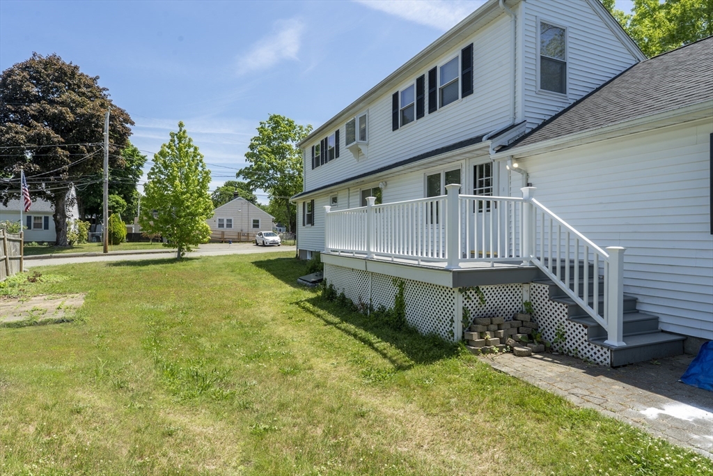 23 Portland Road Braintree, MA 02184 - Photo 5 of 42