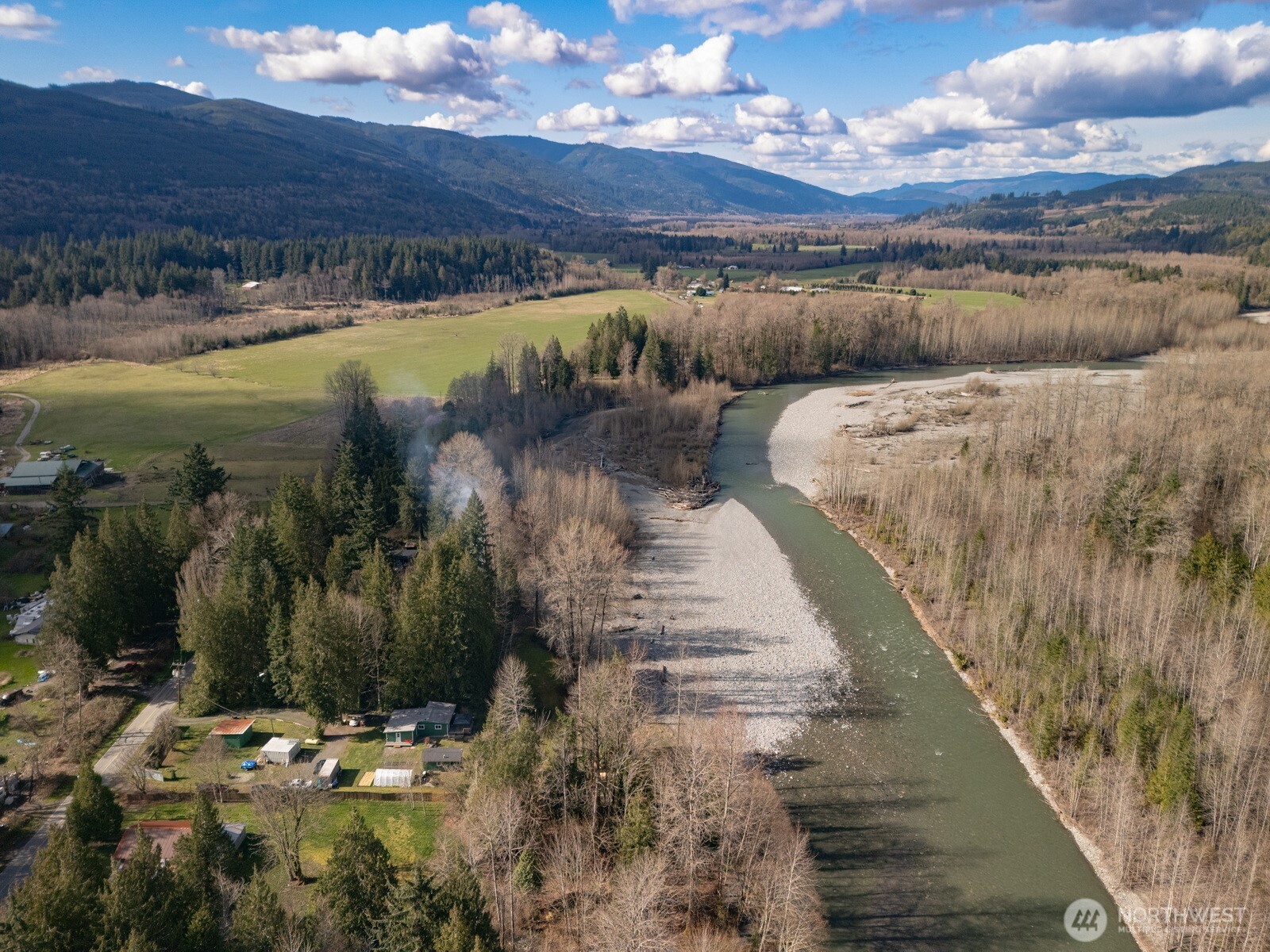 6070 Saxon Road Acme, WA 98220 - Photo 7 of 40
