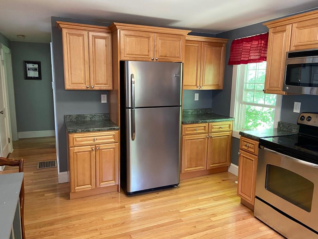 12 Scott Road Townsend, MA 01474 - Photo 4 of 14