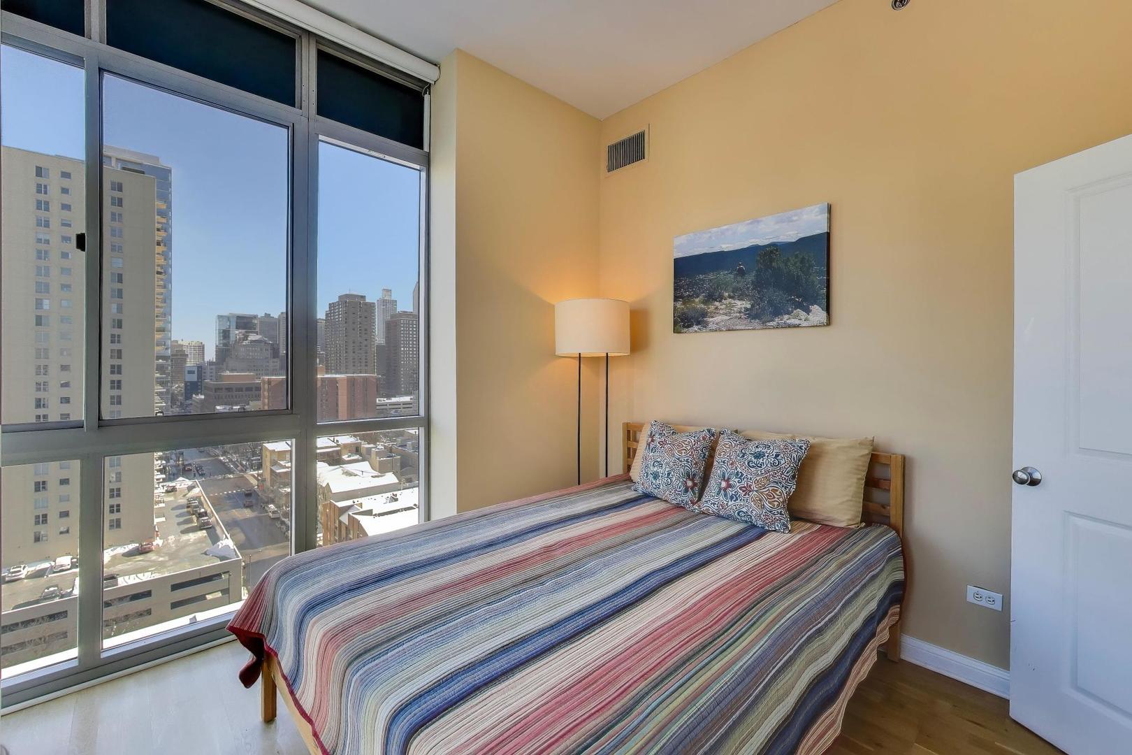230 West Division Street, Unit 1405 Chicago, IL 60610 - Photo 16 of 27